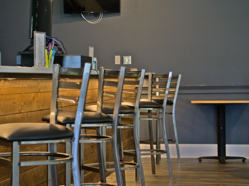 Dining 7